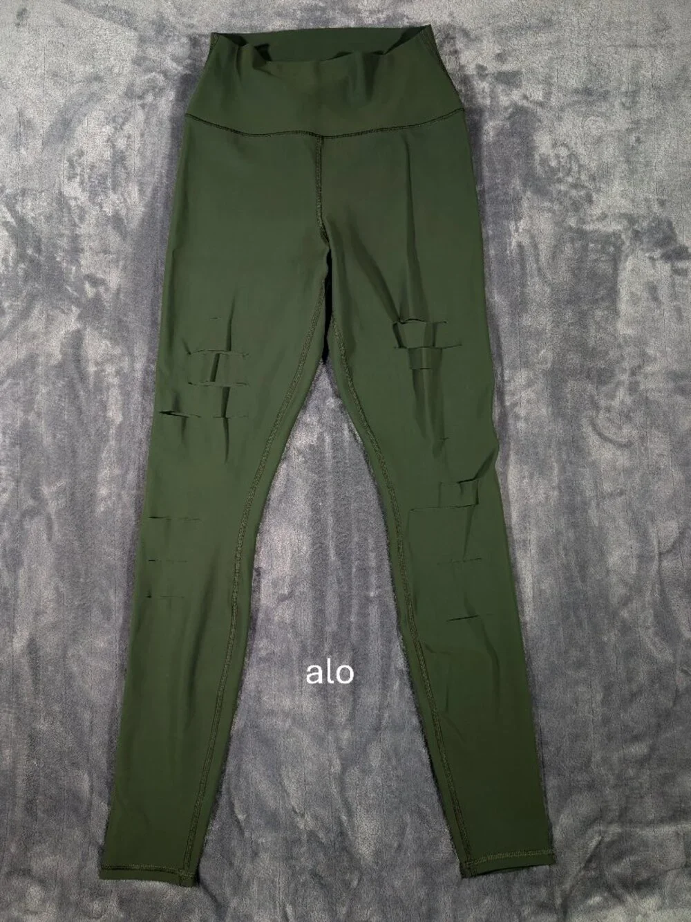 Alo Yoga High Waist Ripped Warrior Legging Hunter Green Pants Size M, 1268